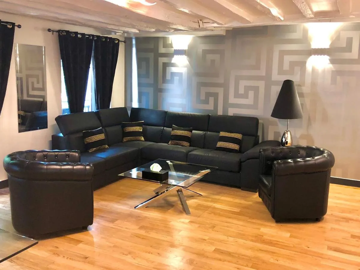 Champs Elysees Apartment 1 Paris