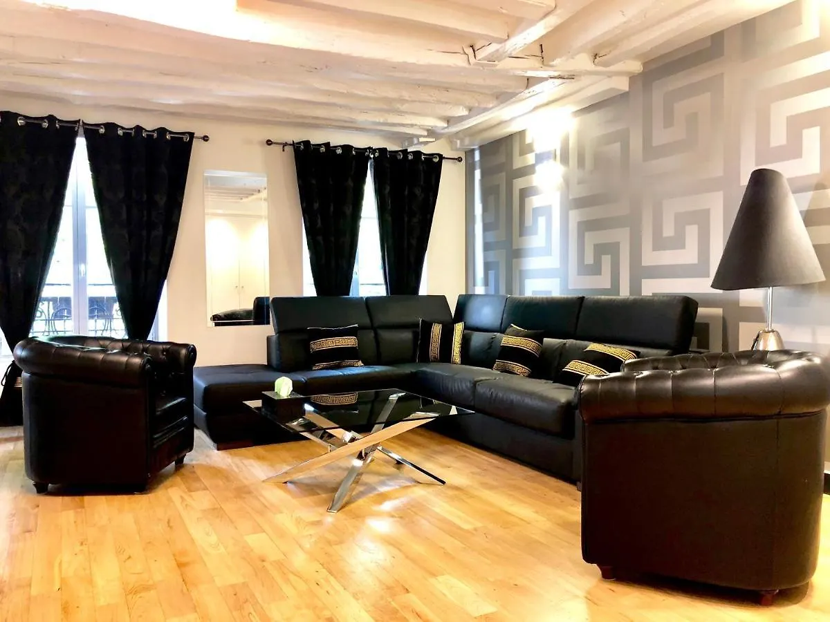 Champs Elysees Apartment 1 Paris France