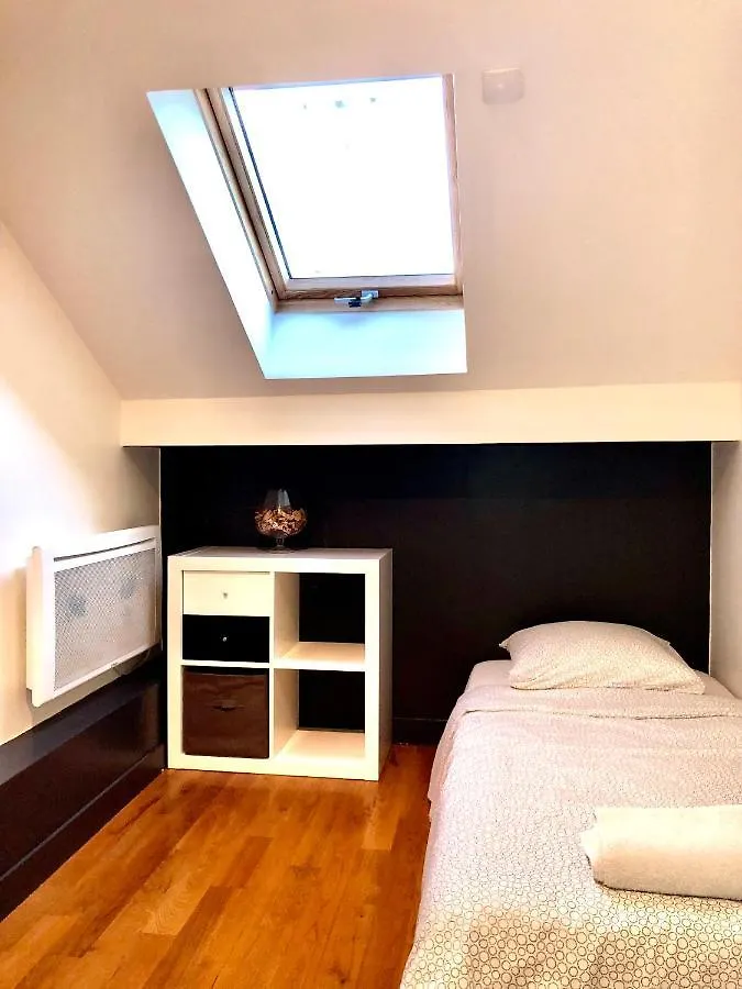 Champs Elysees Apartment 1 Paris 0*,  France